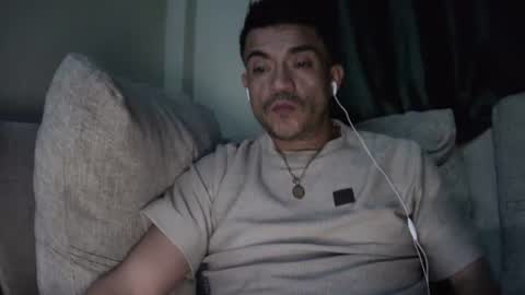 fernand89 online show from February 8, 7:26 am