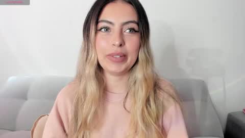 fernanda  online show from April 4, 2:57 pm