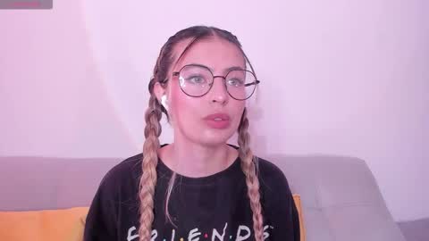 fernanda  online show from March 2, 2:02 pm