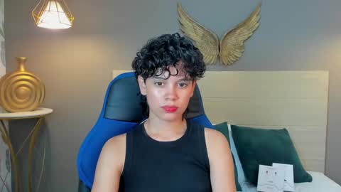 F E R N A N D A online show from February 11, 3:51 pm