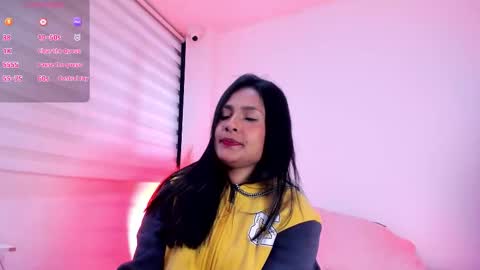 fernanda_liie_ online show from March 24, 12:11 pm