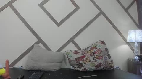 Fernandaclar online show from April 9, 6:19 am