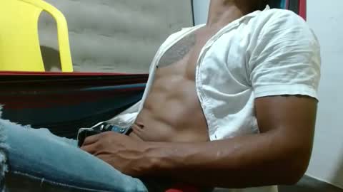 fernandez_latinblack online show from February 27, 1:49 pm