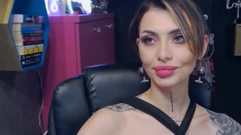 Sarah online show from January 23, 9:18 pm