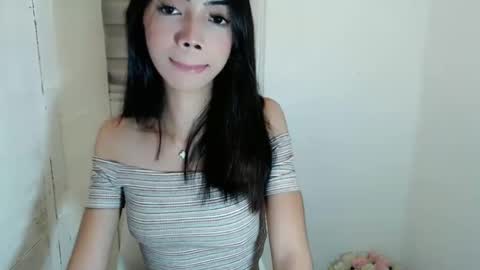 feyaaa online show from February 24, 5:43 am