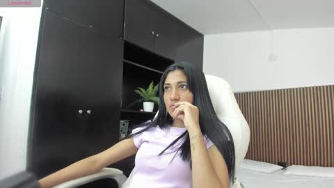 Freyja  online show from November 10, 4:54 pm