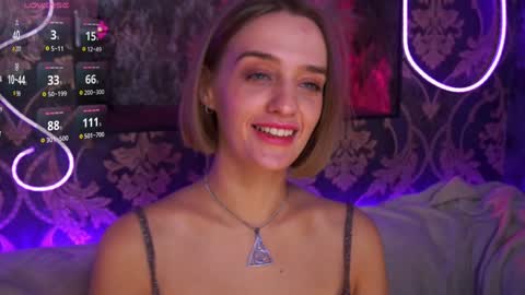 fieriadii online show from December 15, 1:57 am