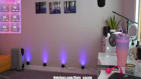 Cassie Ventura online show from May 5, 12:50 am