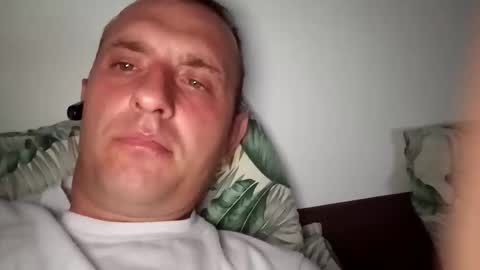 Snapshot of figonik chatting on October 20, 6:57 pm Nick online show from October 20, 6:57 pm