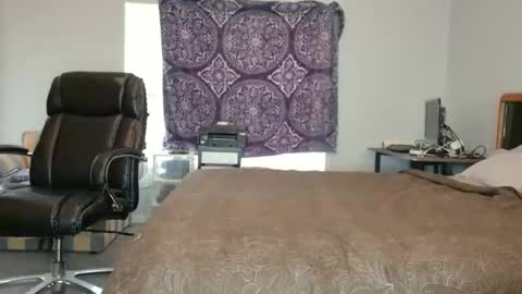 filfaonyx online show from April 2, 4:47 pm