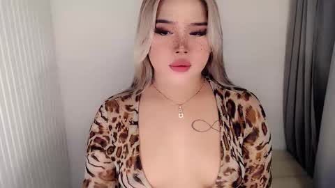  Angela  DONT FORGET TO FOLLOW AND GIVE ME APPRECIATION online show from November 9, 3:32 am