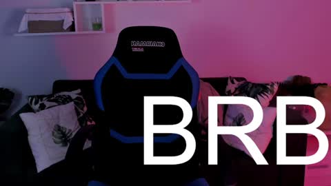 cap and Lana  online show from January 13, 2:21 pm