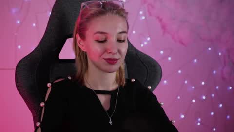 cap and Lana  online show from February 27, 5:40 am