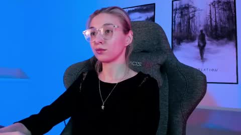 cap and Lana  online show from March 6, 5:46 am