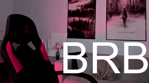 cap and Lana  online show from January 29, 2:21 pm