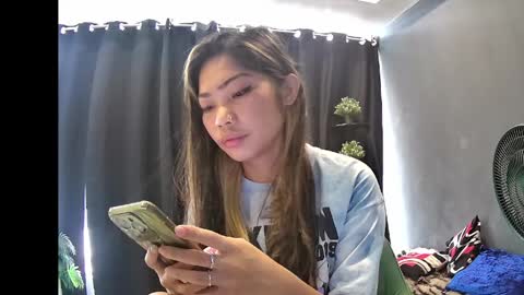 filipinadoll41 online show from June 2, 1:18 am