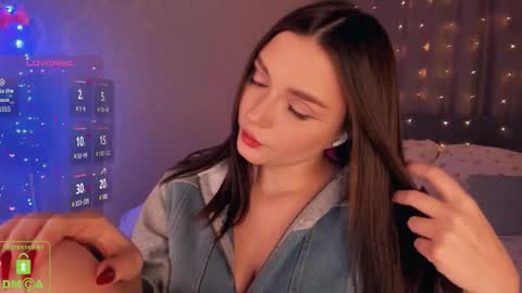 LEEN online show from November 5, 3:30 am