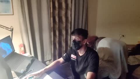 fin1904 online show from January 2, 8:35 pm