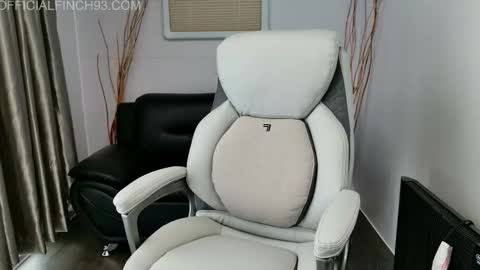 Nick online show from February 22, 4:20 pm