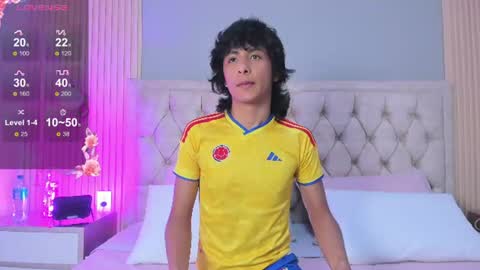 Finn  online show from June 29, 1:22 pm