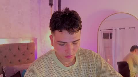 Mateo online show from May 26, 3:23 am