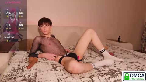 finn_doll online show from January 12, 7:21 pm