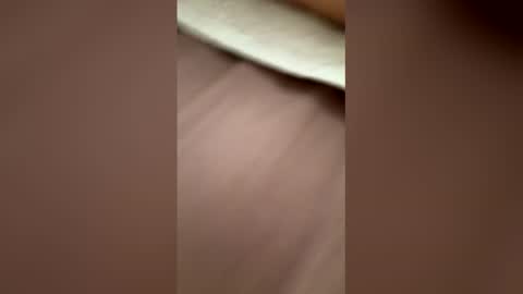 fiona596458 online show from April 5, 7:55 pm