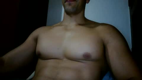 fitchestabs_69 online show from July 16, 10:11 pm