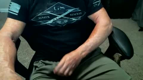 fitguy40 online show from May 10, 3:46 am