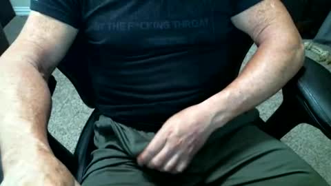 fitguy40 online show from May 22, 8:26 pm