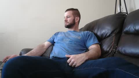 fitnessismything85 online show from February 22, 7:58 pm