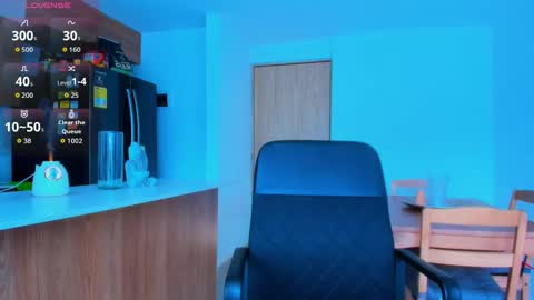 Elias Valencia online show from October 31, 1:33 pm