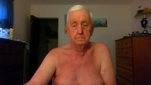 flamale65to online show from June 9, 11:26 pm