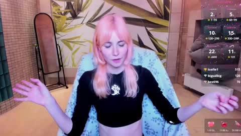 FlexiMona online show from May 31, 6:09 pm