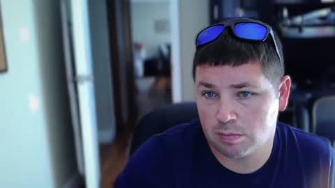 FL guy online show from November 14, 6:21 pm