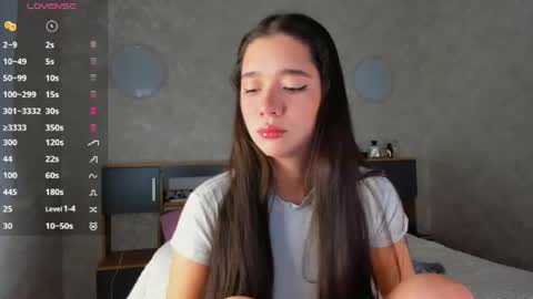 Emely  online show from June 19, 3:01 am