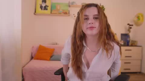 Eliza online show from June 10, 11:31 am