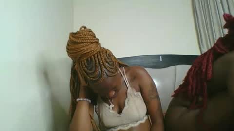 flower443864 online show from February 17, 12:42 am