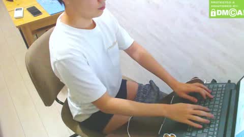 flowerbox online show from December 30, 5:12 pm