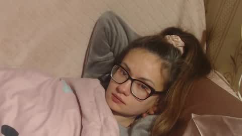 say meow and send tip  online show from November 15, 9:27 pm