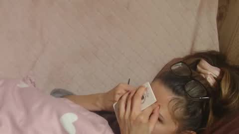 say meow and send tip  online show from November 23, 12:08 am