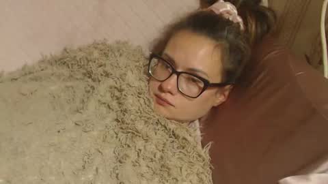 say meow and send tip  online show from October 20, 11:54 pm