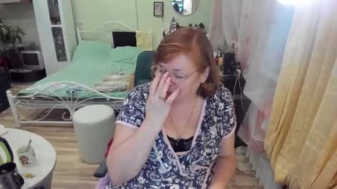 Flowerlower online show from February 7, 7:50 pm