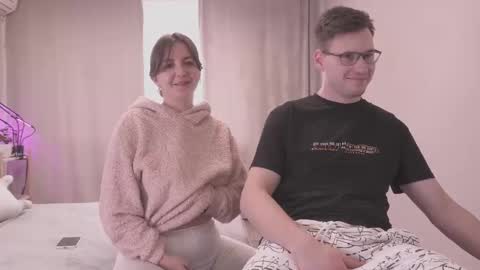 Snapshot of fluffy_hat chatting on February 16, 11:59 am Fluffy and Krut online show from February 16, 11:59 am