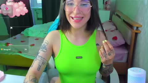 folinskaayaa online show from July 1, 7:17 am