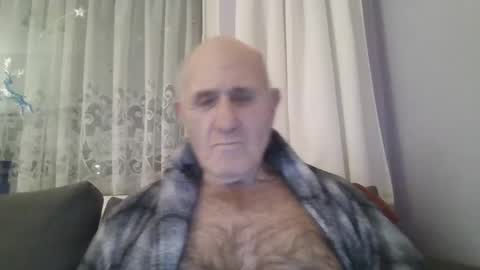 follador1001 online show from January 19, 7:37 pm