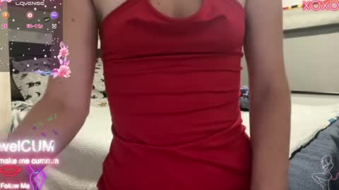 Elaine online show from July 29, 12:21 am