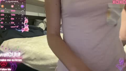 Elaine online show from June 14, 4:09 pm