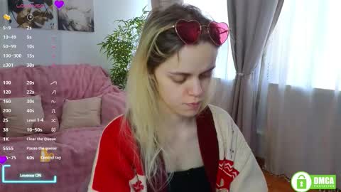 Snapshot of fox_glove chatting on October 19, 7:35 am Bella-Barbara Rosse online show from October 19, 7:35 am
