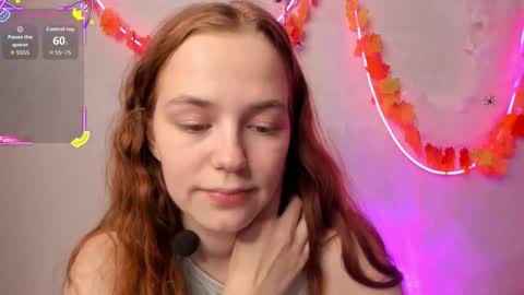 Snapshot of fox_lisaaa chatting on October 17, 8:24 pm Lisa online show from October 17, 8:24 pm